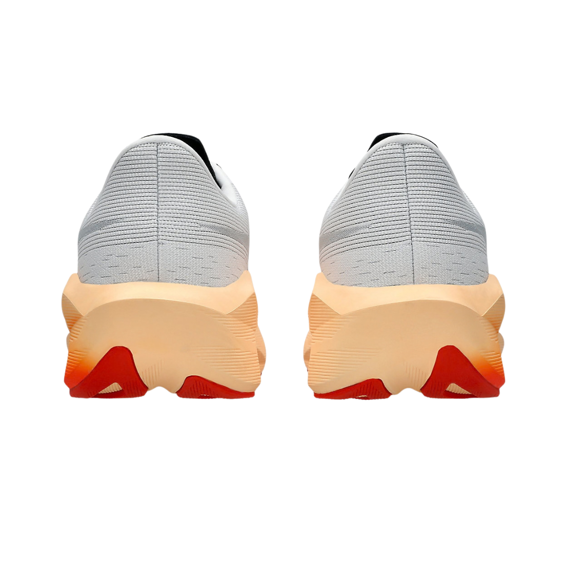 Novablast 6 Men Running White 1011C243-102