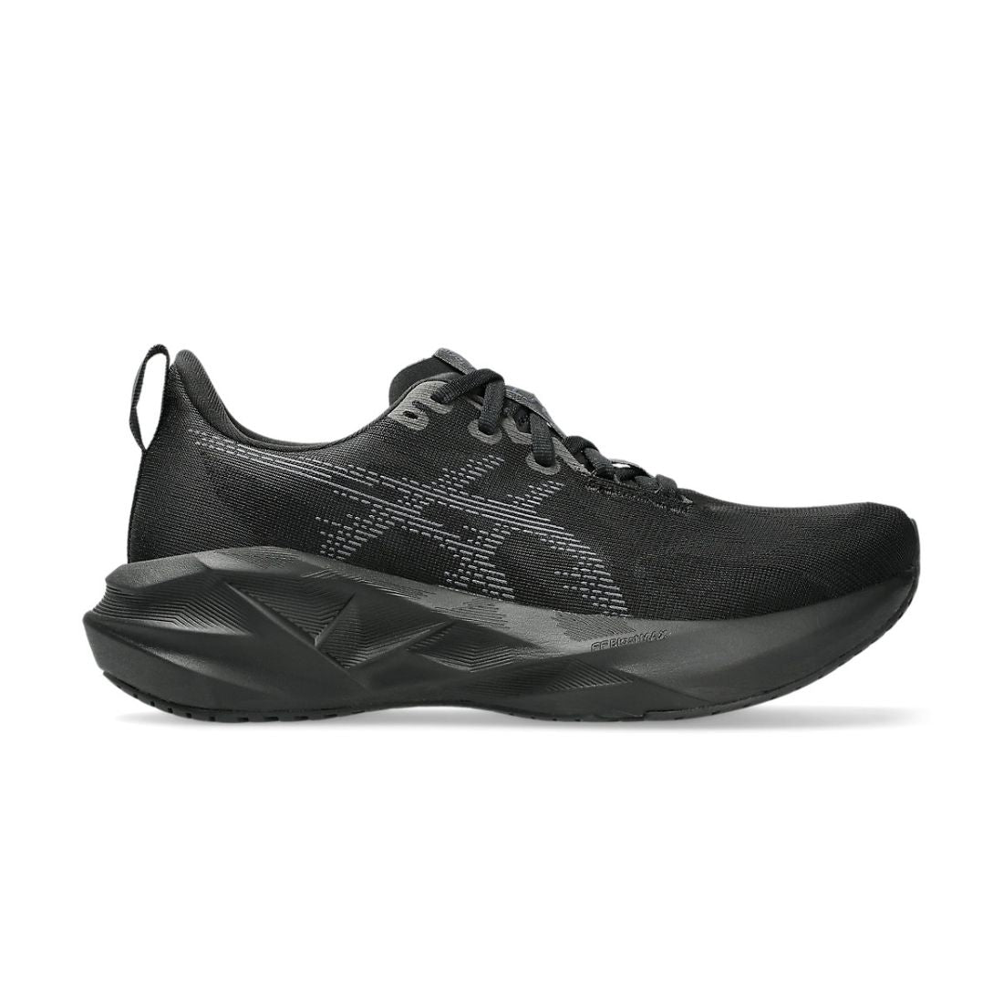 Novablast 5 Women's Running Black 1012B765-002