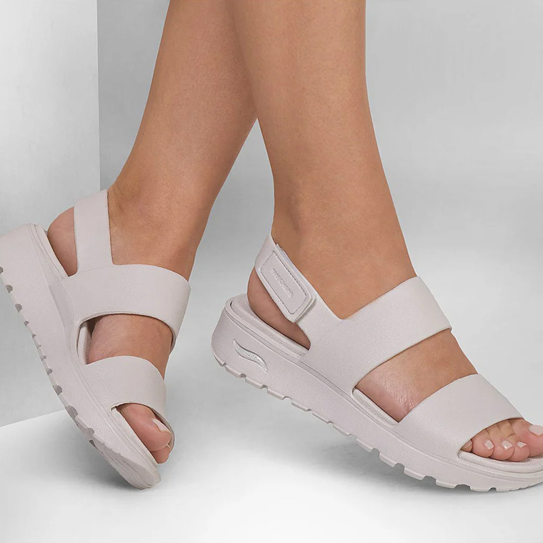 Arch Fit Footstepsn Women's Sandal Grey 111380-NAT