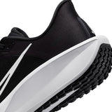 Nike Quest 6 Men's Road Running Shoes.