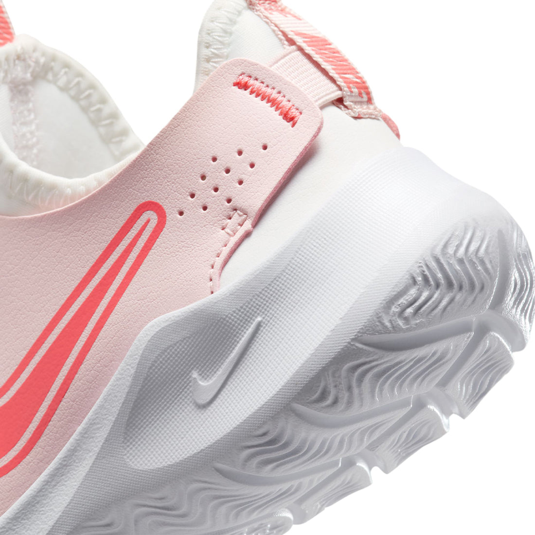 Nike Flex Runner 3 Big Kids' Road Running Shoes FN1294-104