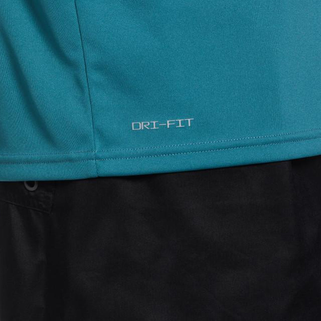 Nike Essential Men's Tight Longsleeve
